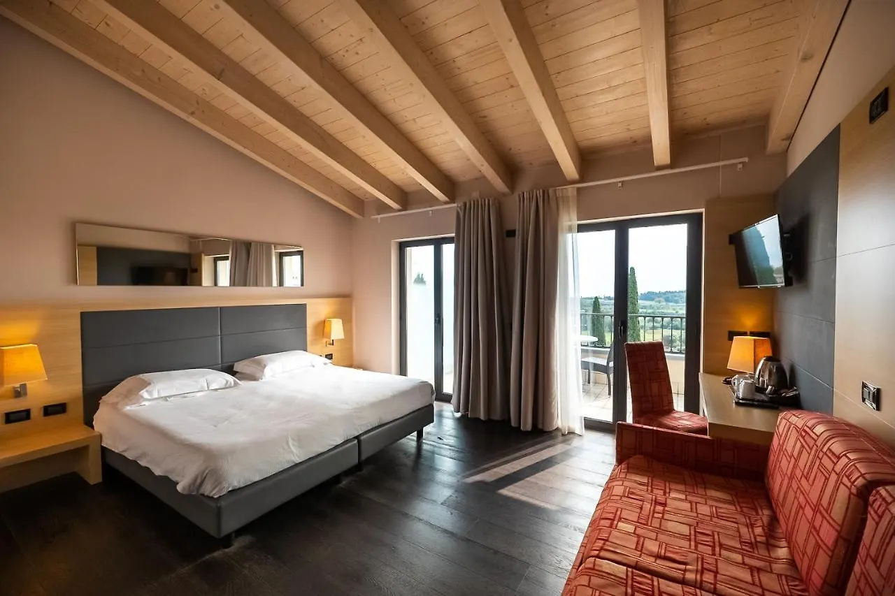 Villa Luisa Resort & Luxury Apartments San Felice del Benaco 4*,  Italy