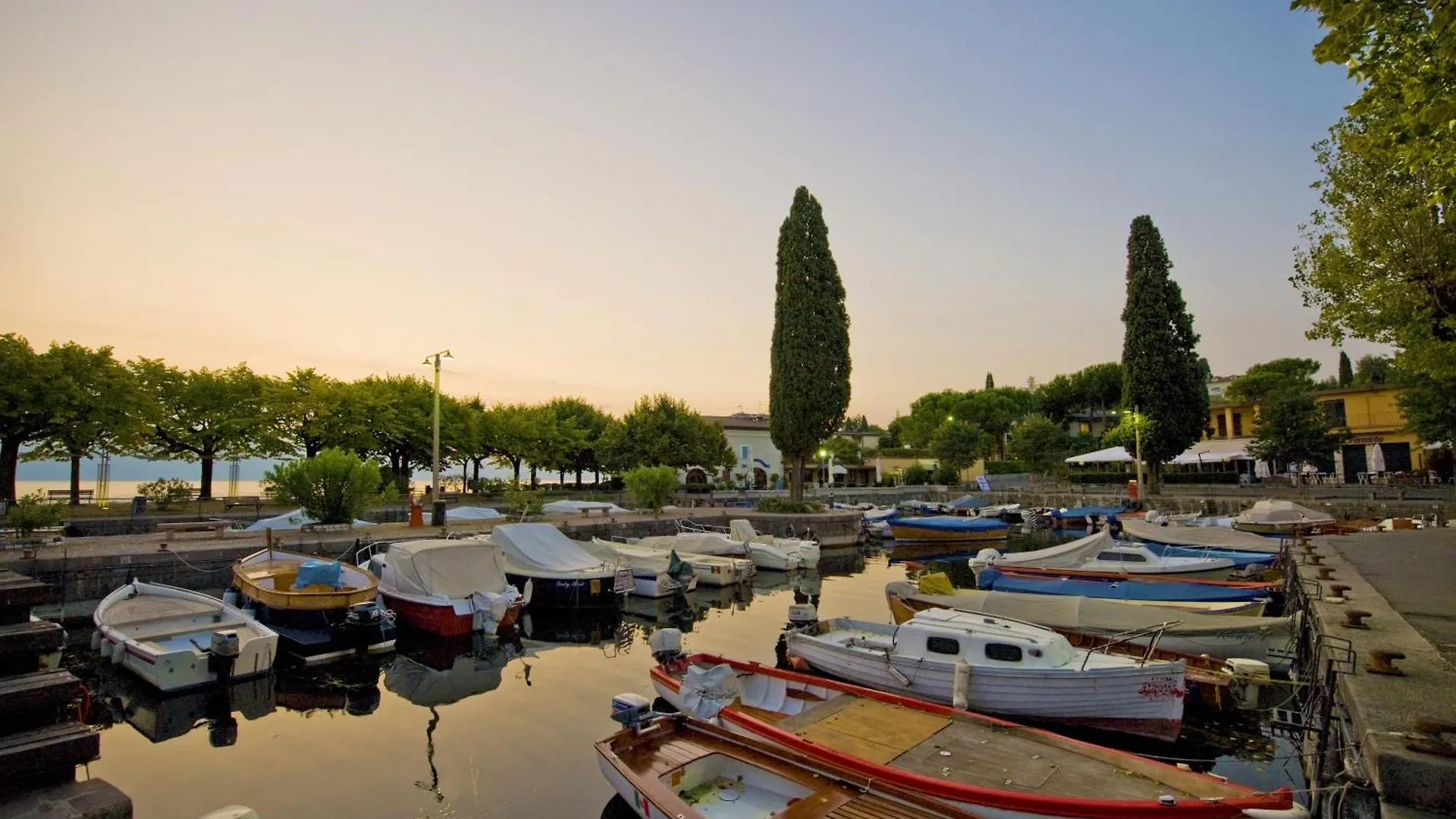 Villa Luisa Resort & Luxury Apartments San Felice del Benaco Aparthotel