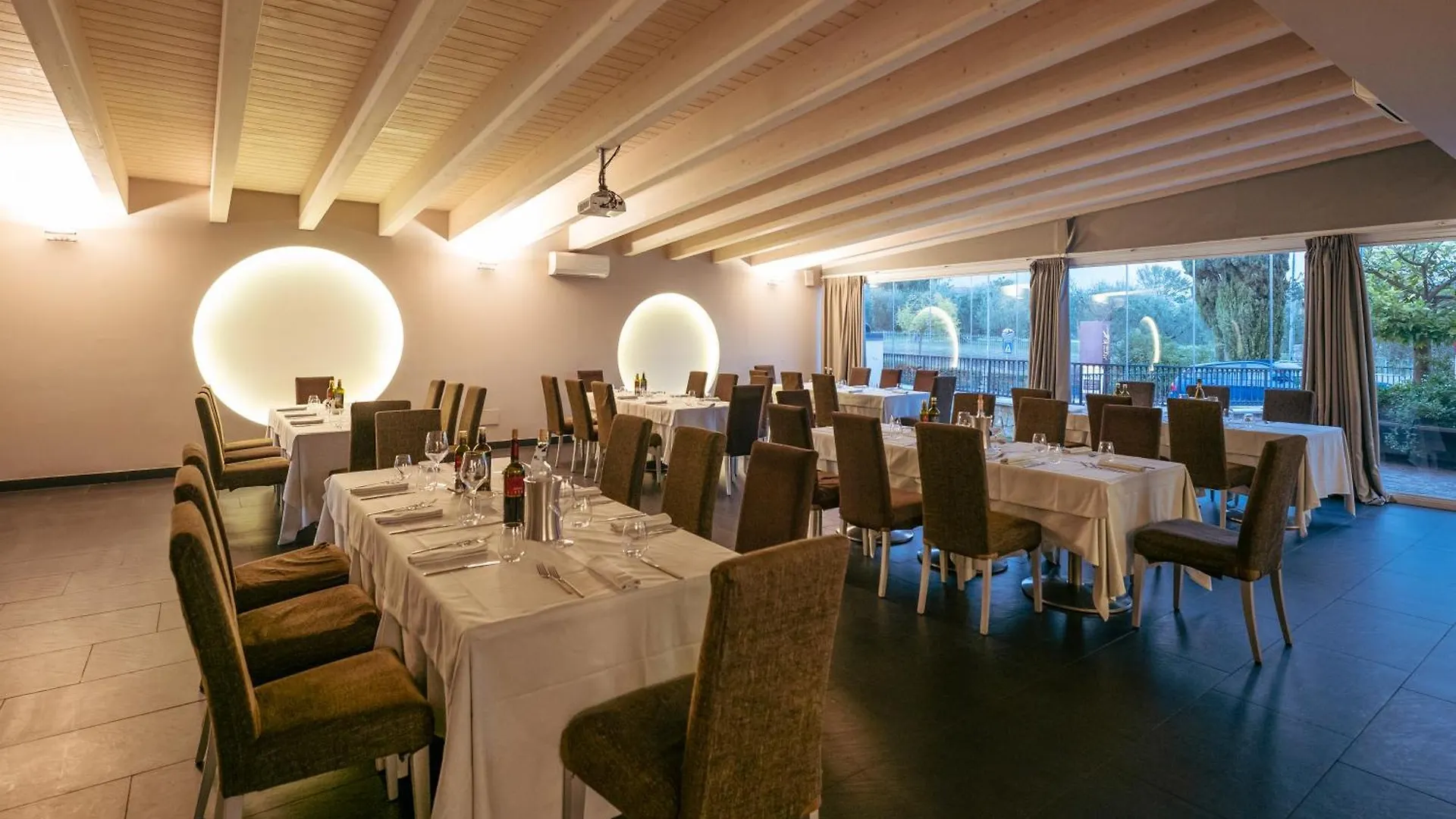 **** Aparthotel Villa Luisa Resort & Luxury Apartments San Felice del Benaco Italy
