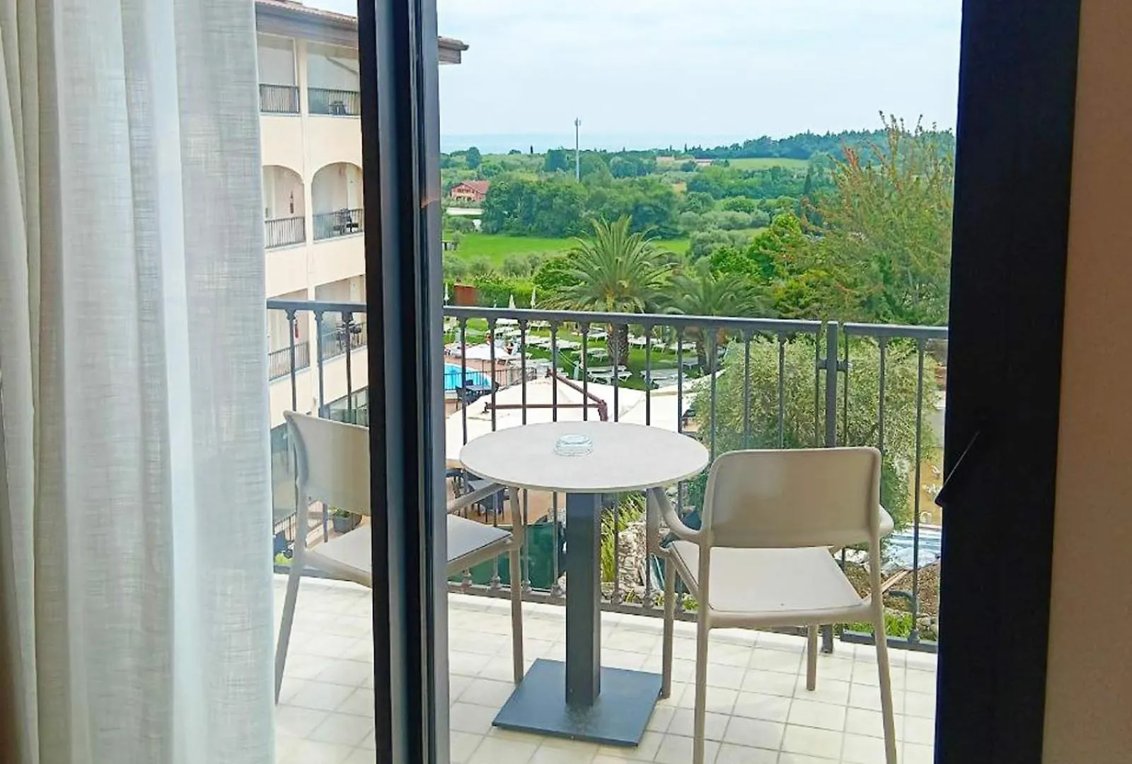 Villa Luisa Resort & Luxury Apartments San Felice del Benaco 4*,  Italy