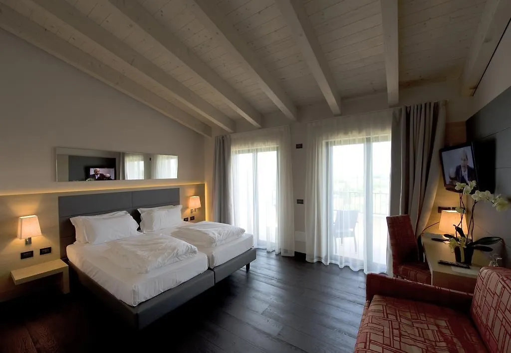 Aparthotel Villa Luisa Resort & Luxury Apartments San Felice del Benaco